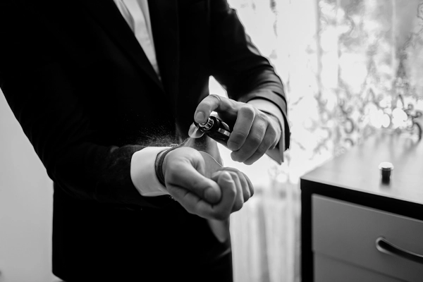 Düğün İçin En Güzel 10 Erkek Parfümü Önerisi-Görsel